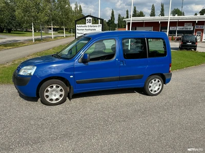 Peugeot Partner Wagon XT 1,6 2006, photo 2/29