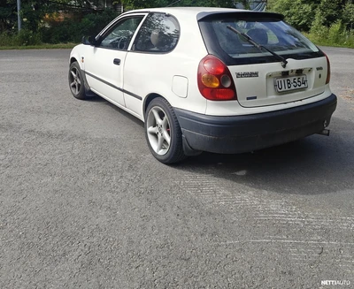 Toyota Corolla 1.3 1998, kuva 6/7
