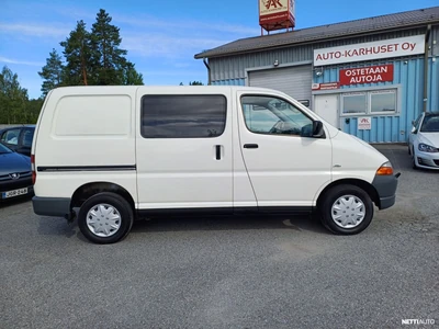 Toyota Hiace D-4D 2005, photo 2/11