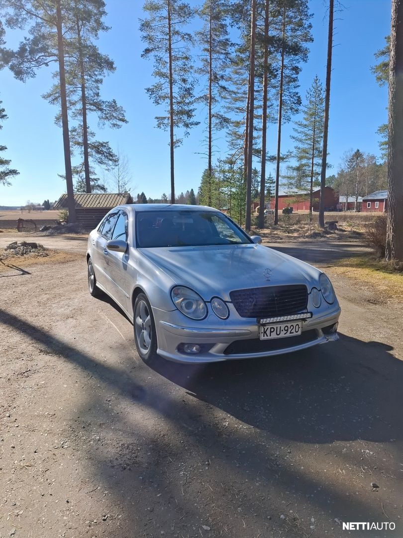 Mercedes-Benz E