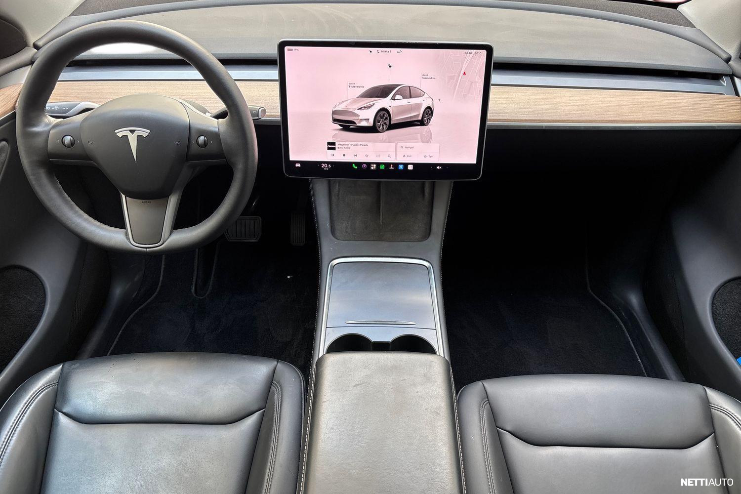Tesla Model Y 2023, photo 7/31