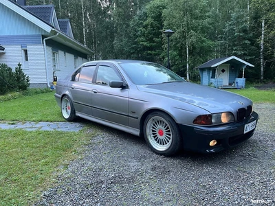 BMW 523 1996, kuva 6/8