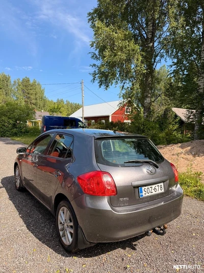 Toyota Auris 2009, kuva 4/8