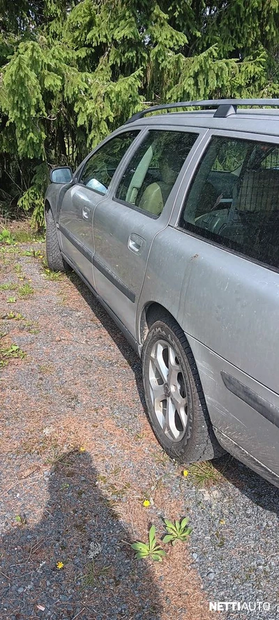 Volvo V70 2003, kuva 4/5