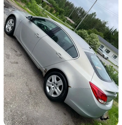 Opel Insignia 2009, kuva 1/4