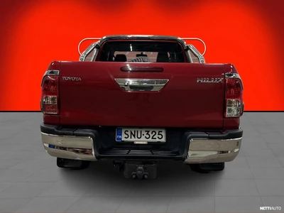 Toyota Hilux 2016, photo 7/28