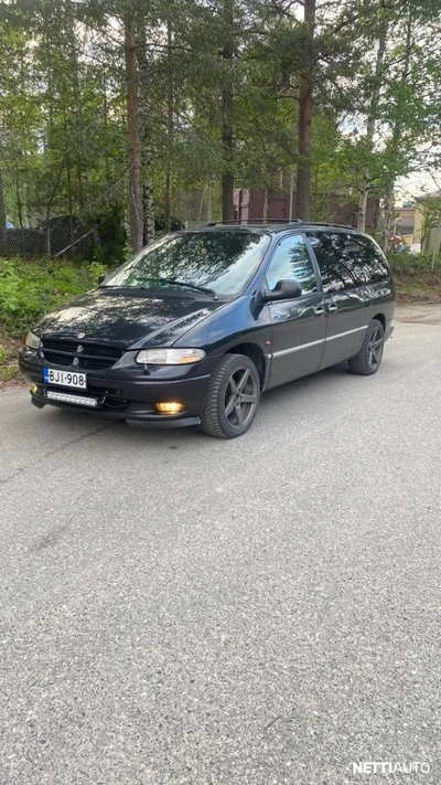 Chrysler Grand Voyager 2000, kuva 2/2