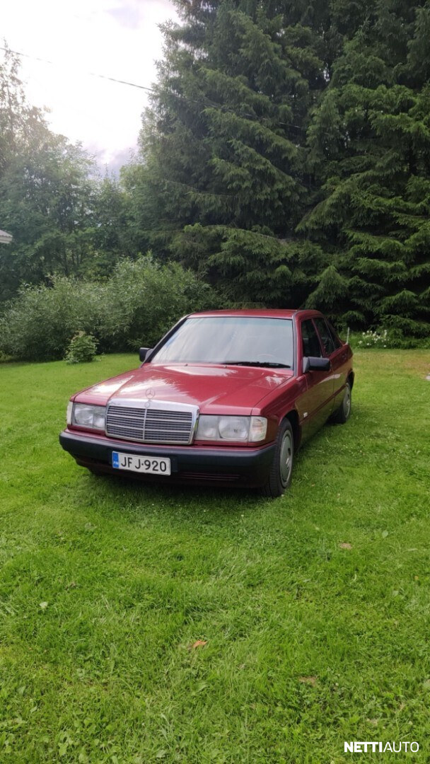 Mercedes-Benz 190
