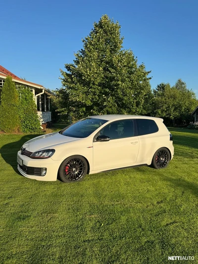 Volkswagen Golf 2010, photo 2/16