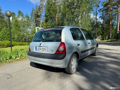 Renault Clio 2001, kuva 2/5