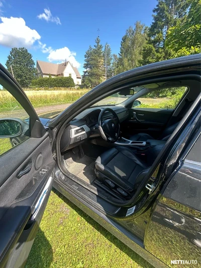 BMW 325 2006, photo 4/7