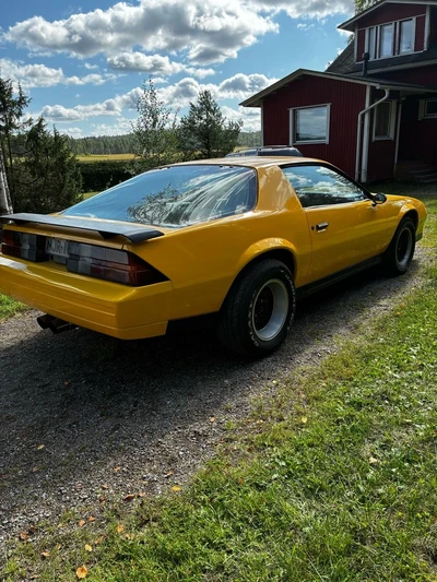 Chevrolet Camaro 1982, kuva 4/11