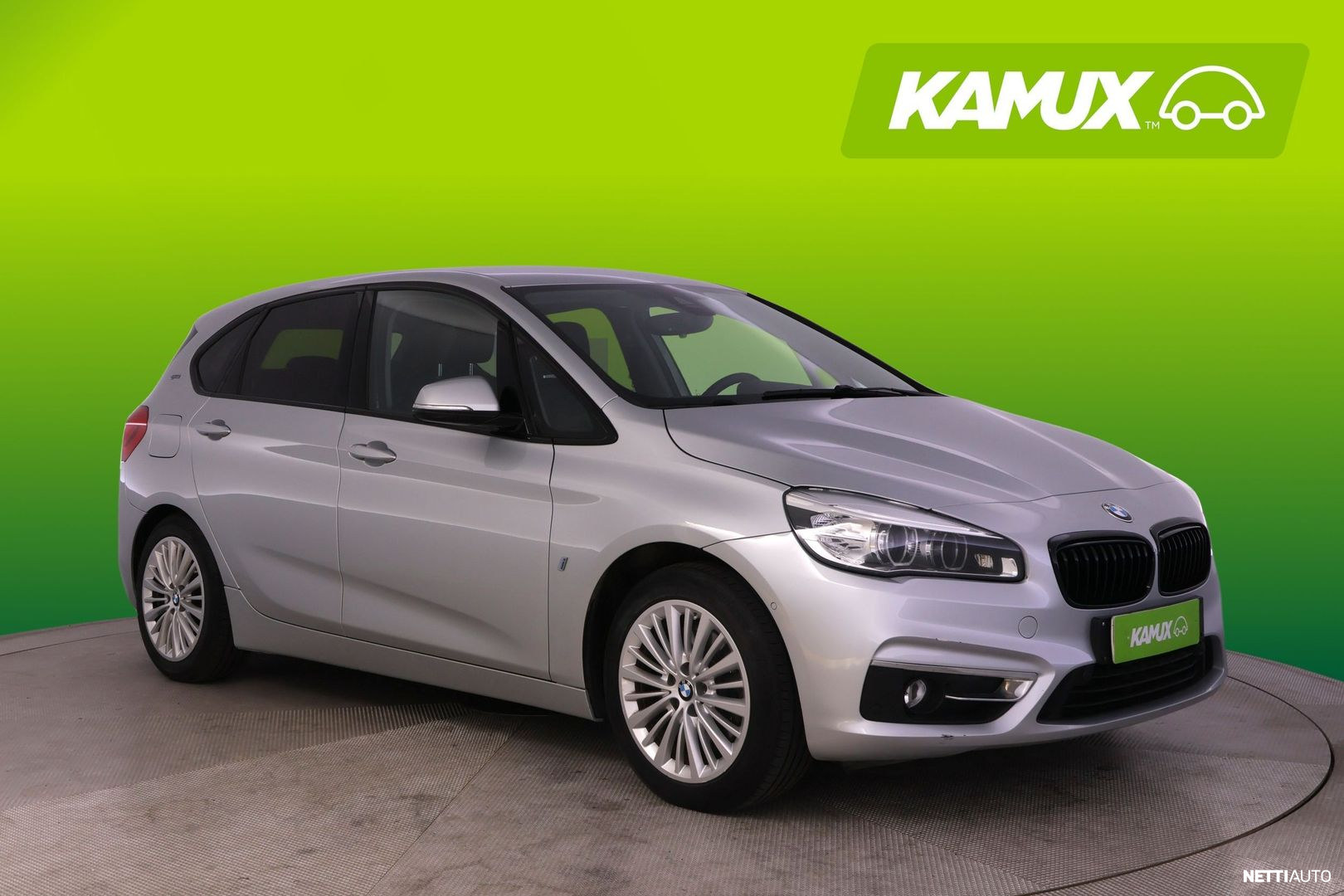 BMW 225