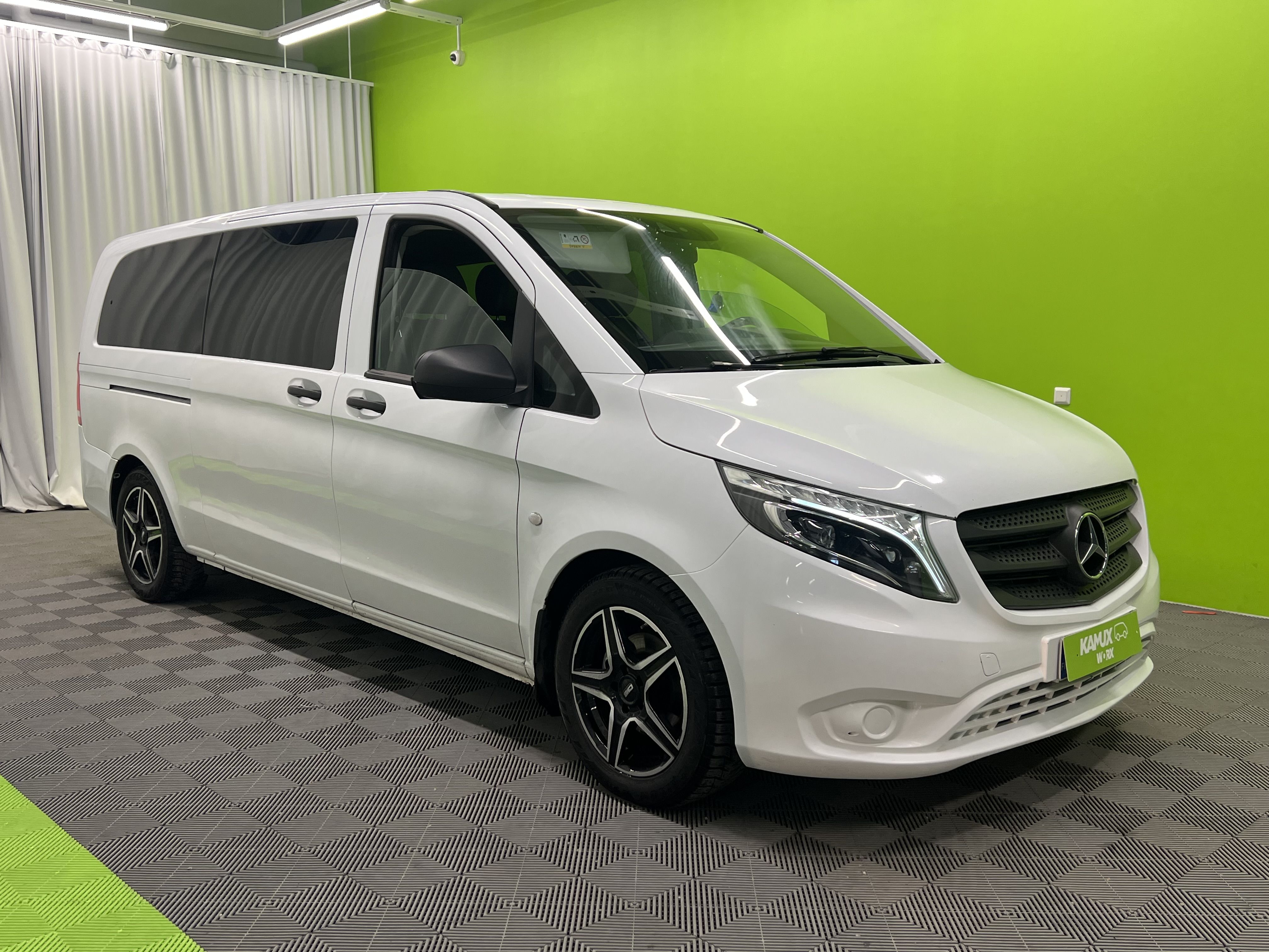 Mercedes-Benz Vito Tourer 114CDI KB pitkä A3 A 9 -paikkainen Sis. ALV