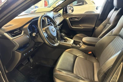 Toyota RAV4 2021, kuva 7/48