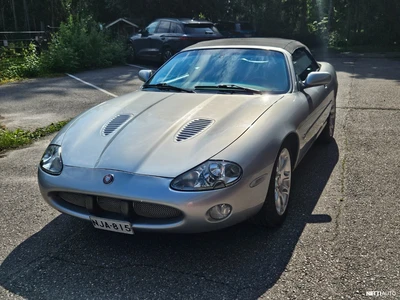 Jaguar XKR 2002, photo 3/17