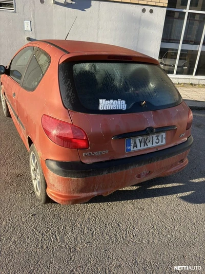 Peugeot 206 1.6l 2001, kuva 1/6