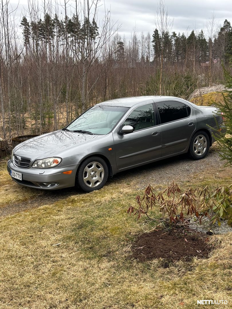 Nissan Maxima