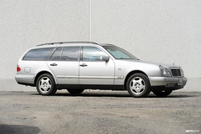 Mercedes-Benz E 320 1997, photo 4/19