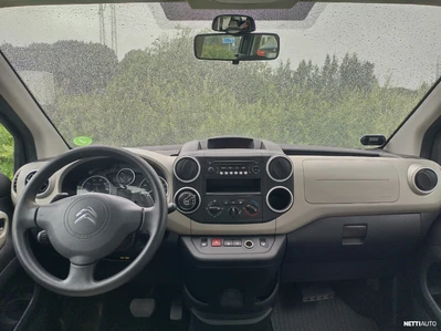 Citroen Berlingo 2011, photo 6/9