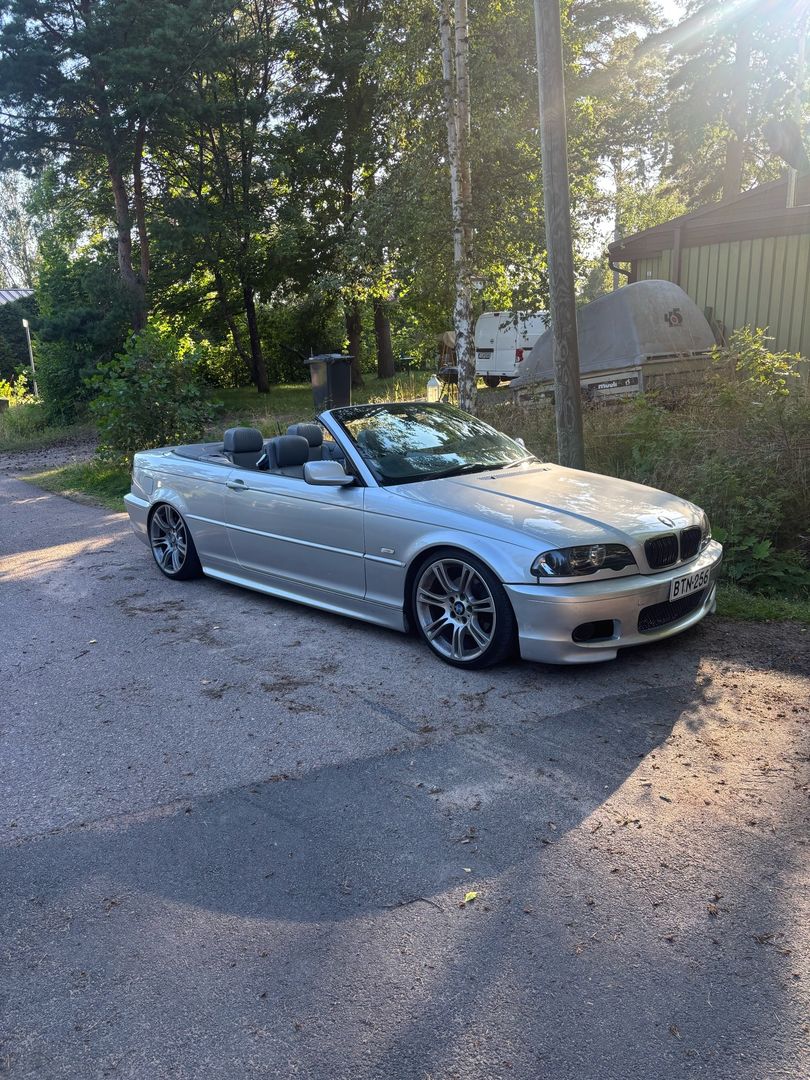 BMW 325