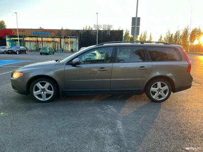 Volvo V70 2,0D Kinetic Business 2008, kuva 4/10