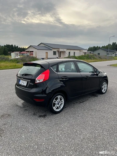 Ford Fiesta 2014, kuva 4/6