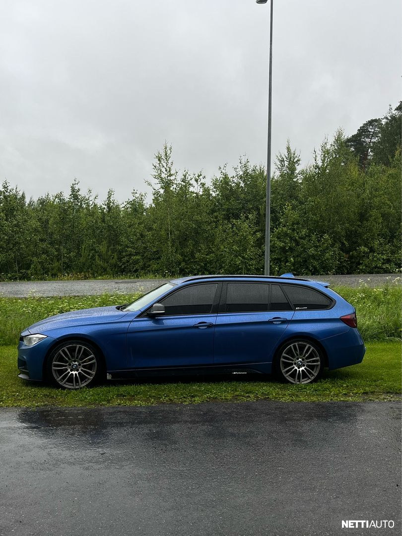 BMW 320