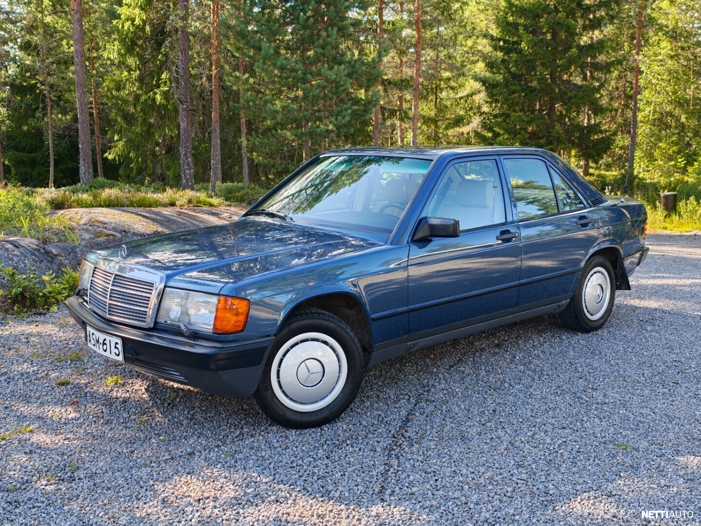 Mercedes-Benz 190