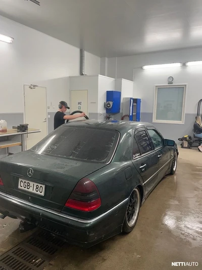 Mercedes-Benz C 1998, kuva 5/8