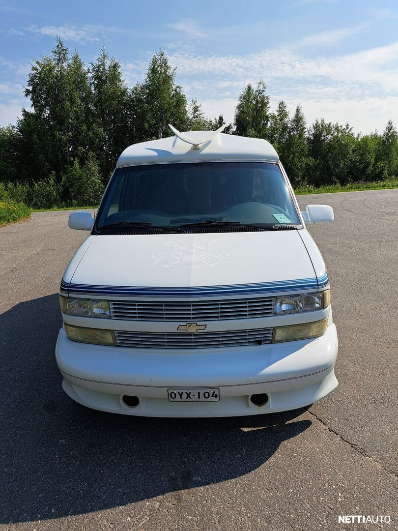 Chevrolet Astro