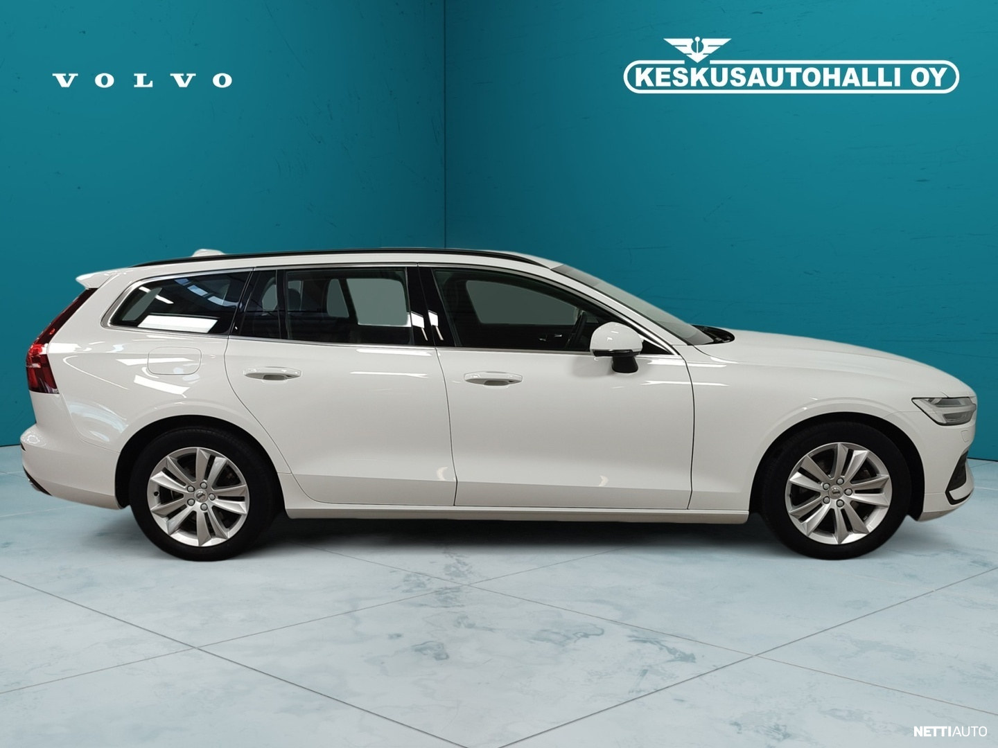 Volvo V60 2022, photo 6/27