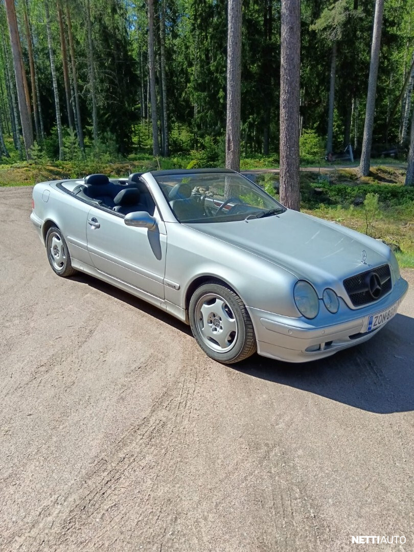 Mercedes-Benz CLK 230