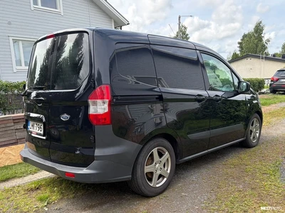 Ford Transit Courier 2015, photo 3/20