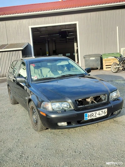 Volvo V40 2004, photo 3/7