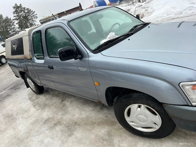 Toyota Hilux Dsl Xtra Cab LN90 1999, photo 2/2