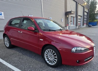 Alfa Romeo 147 1,9 JTD M-jet 5D 2007, kuva 5/33