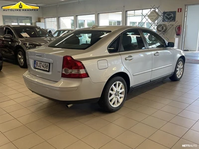 Volvo S40 T5 (220 hv) Kinetic aut 2006, photo 3/14