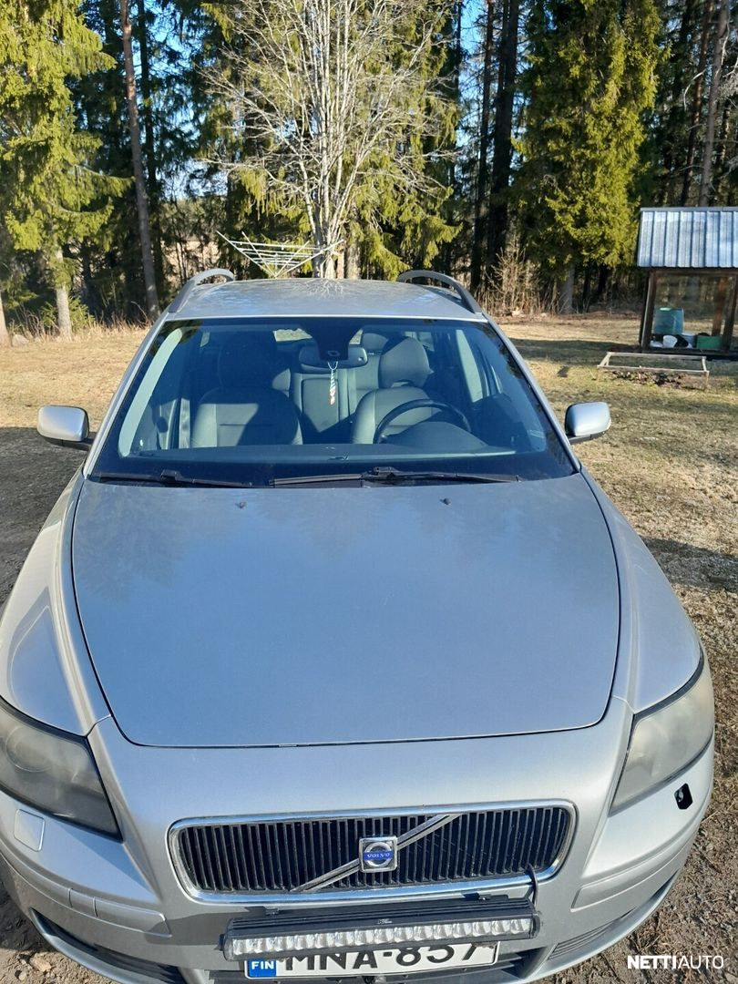 Volvo V50
