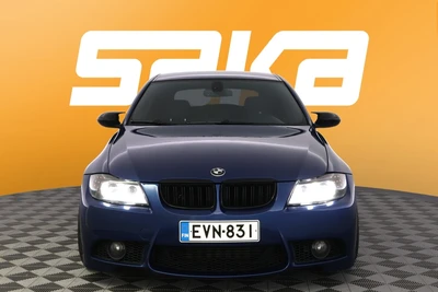 BMW 320 320d Farmari 2006, kuva 2/43