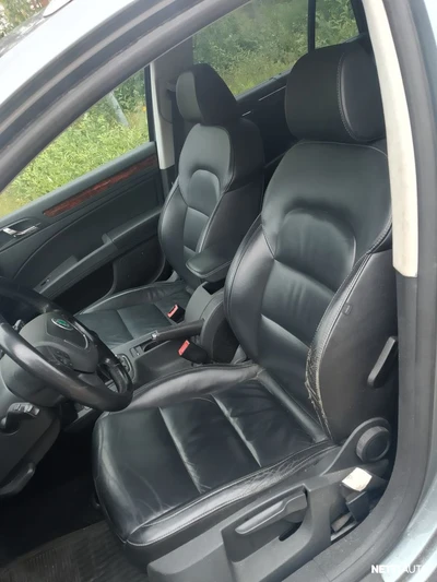 Skoda Superb 2,0 TDI CR 170 4X4 Elegance 2010, photo 7/10