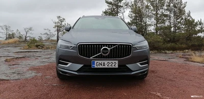 Volvo XC60 T8 AWD Inscription aut 2019, photo 3/15