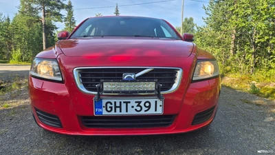 Volvo V50 1,8 (125 hv) man 2008, kuva 7/10