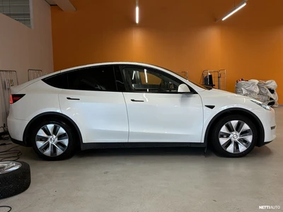 Tesla Model Y Long Range 2023, kuva 3/9