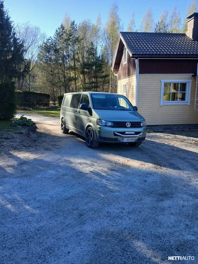 Volkswagen Transporter 2010, photo 2/8