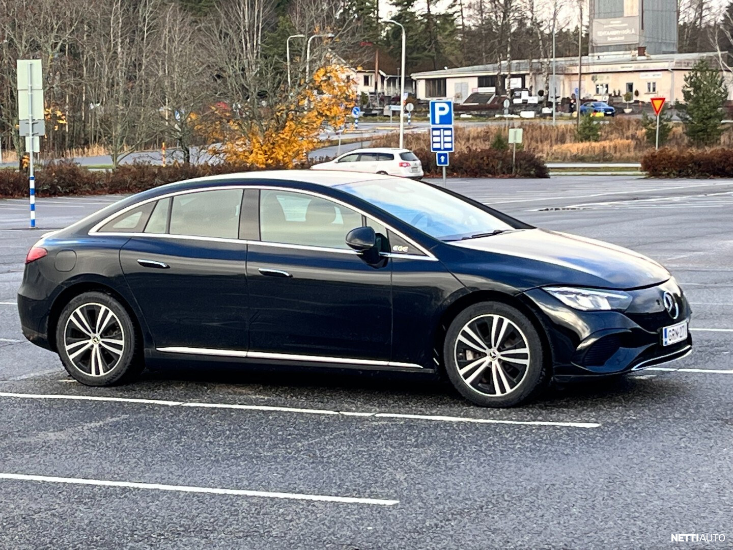 Mercedes-Benz EQE