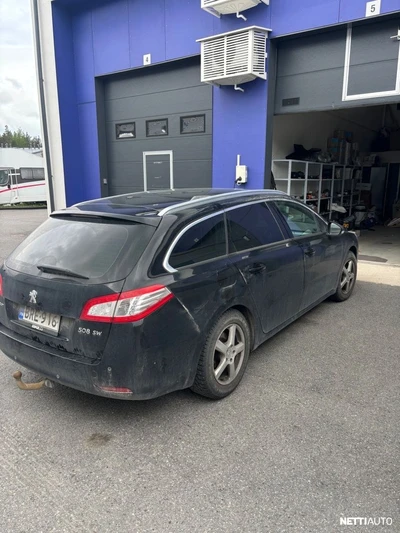 Peugeot 508 SW Active HDi 115 FAP 2012, photo 4/14