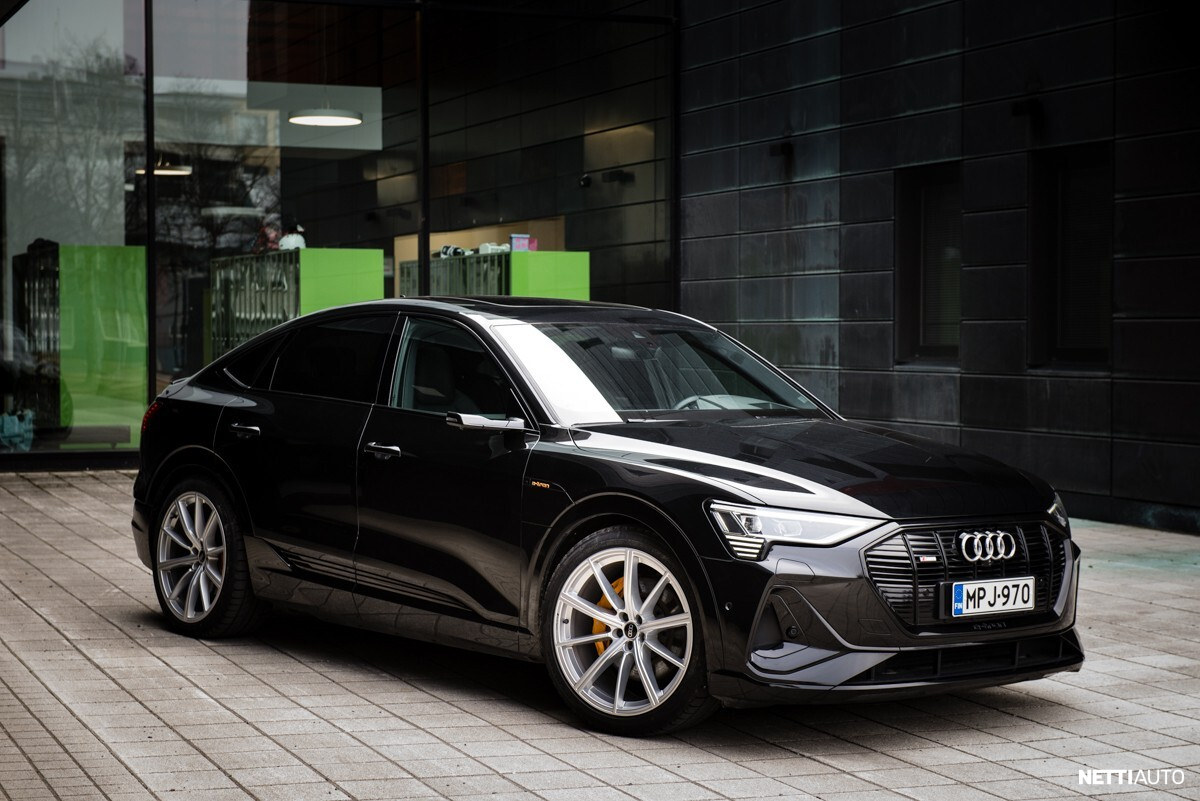 Audi e-tron