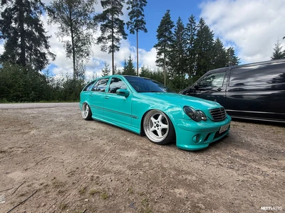 Mercedes-Benz C 2004, kuva 4/17