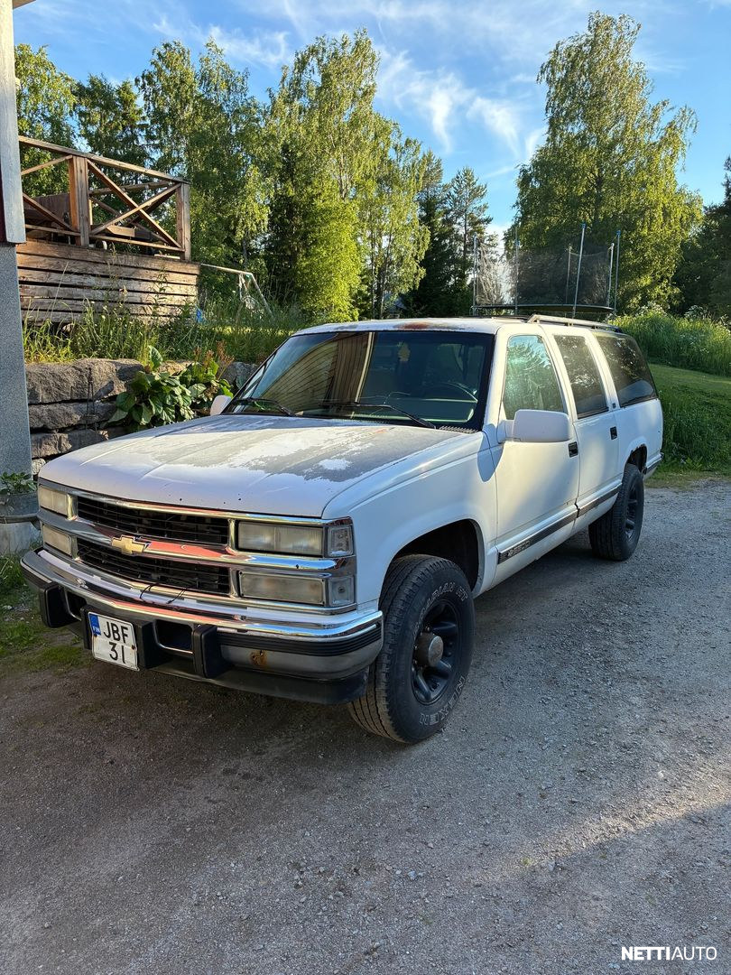 Chevrolet Suburban